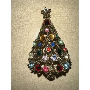 Vintage Hollycraft Tree Pin - Christmas Tree Brooch, 6-Tier Signed